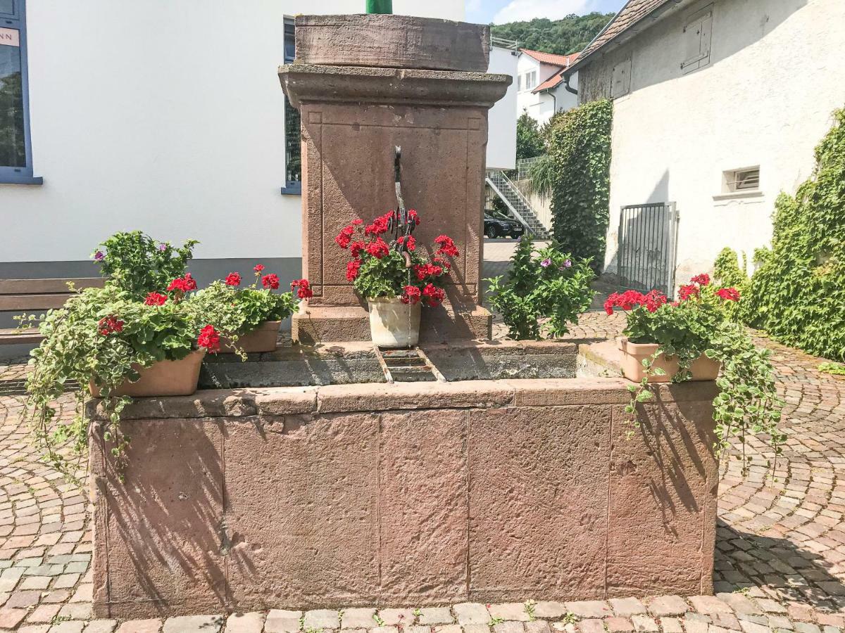 Neustadt an der WeinstraßeFuxbauアパートメント エクステリア 写真